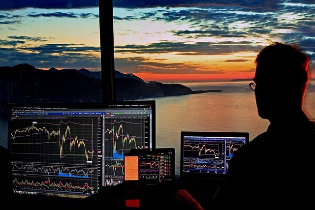 Plus500 vs. eToro